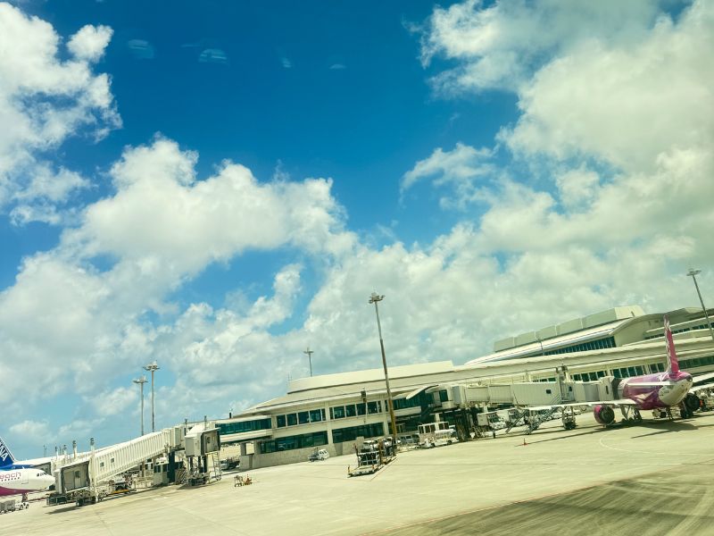 那覇の夏の空